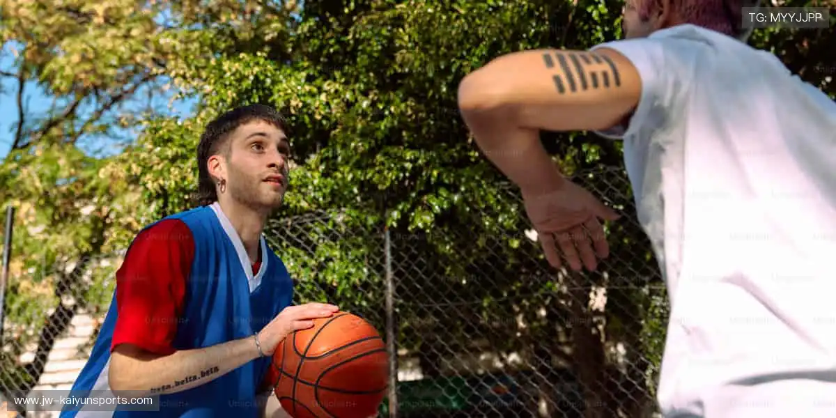 📱实时弹幕,全球球迷在线狂欢!💬